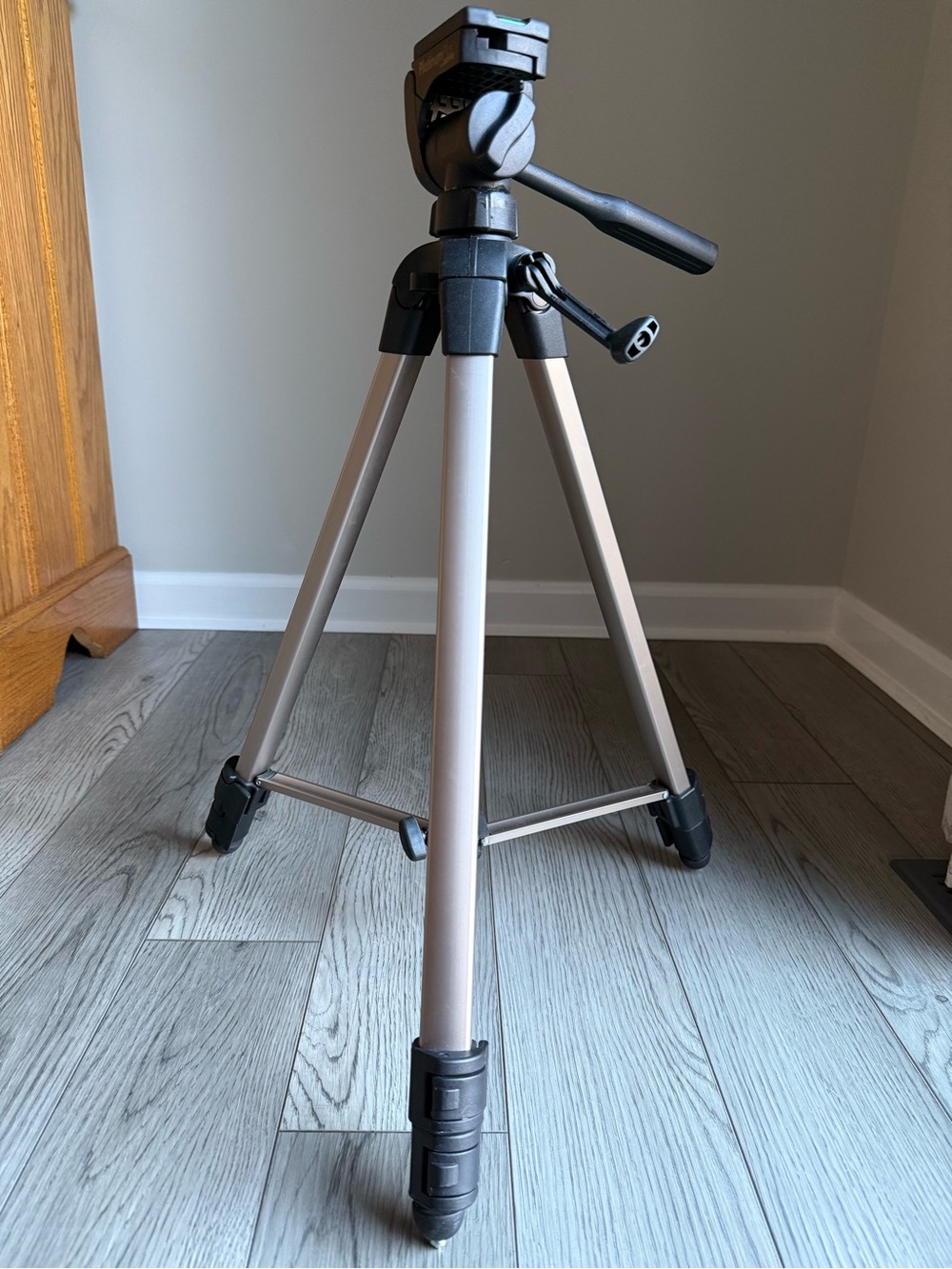 Sunpak Platinum Plus Camera Tri-Pod Stand